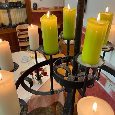 Otel Kreuzerhof Garni Rothenburg ob der Tauber
