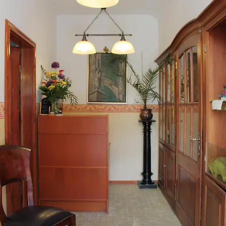 Kreuzerhof Garni Otel Rothenburg ob der Tauber
