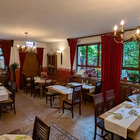 Hotel Kreuzerhof Garni 2*