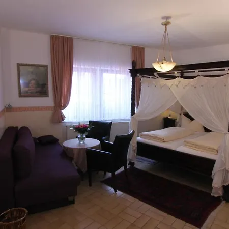 Kreuzerhof Garni Hotel Rothenburg ob der Tauber