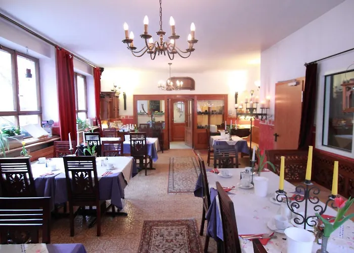 Kreuzerhof Garni Otel